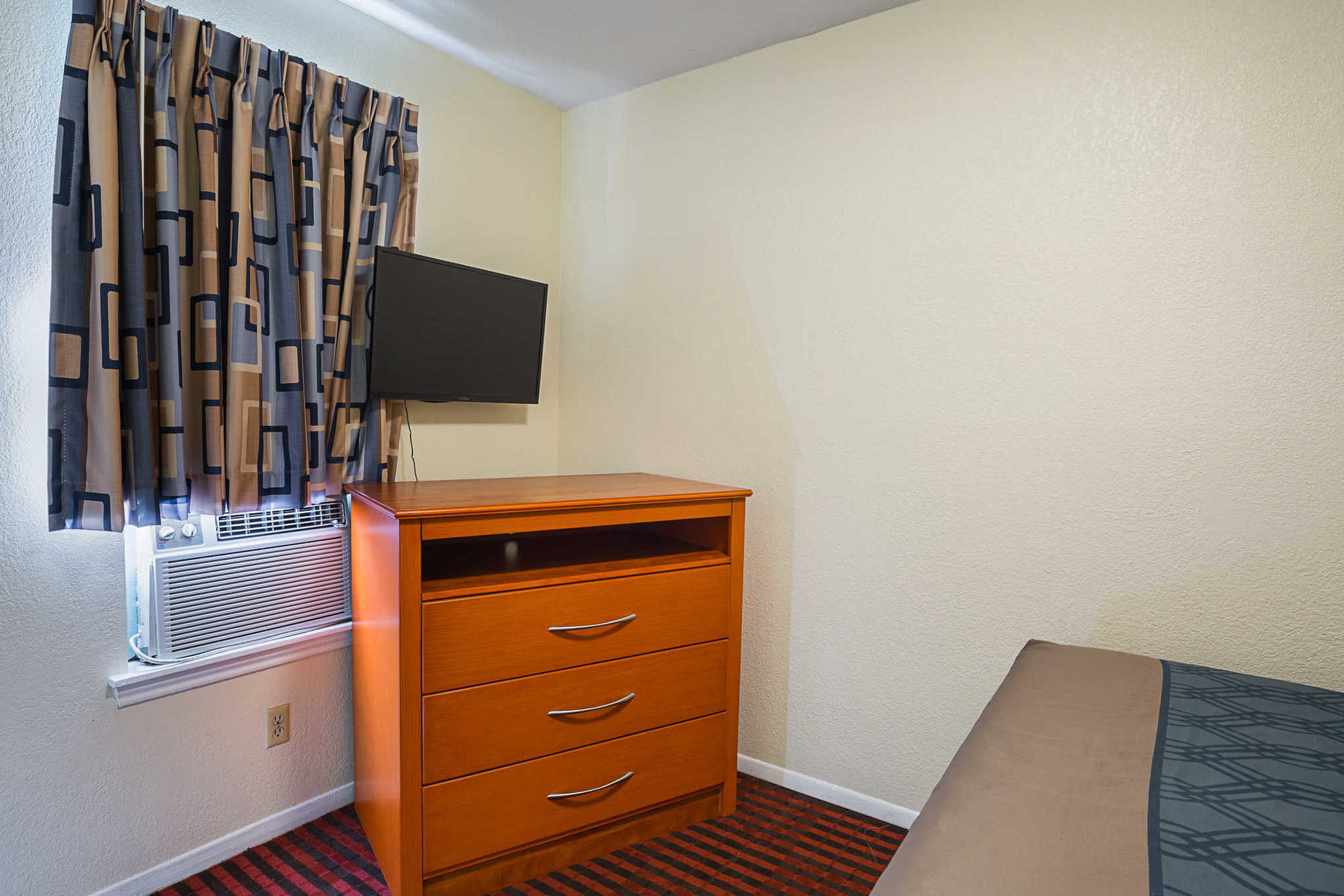 Econo Lodge Huntsville- University Area Quarto foto