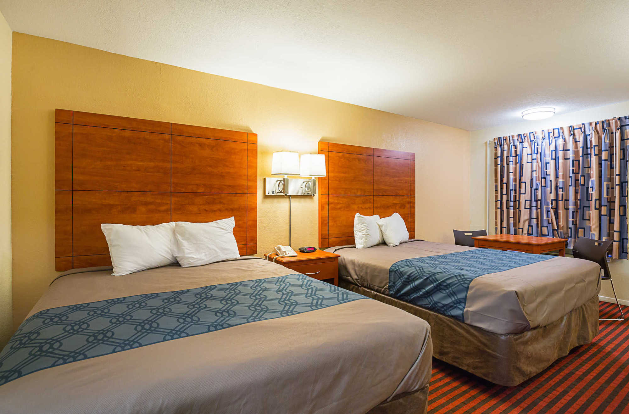 Econo Lodge Huntsville- University Area Quarto foto