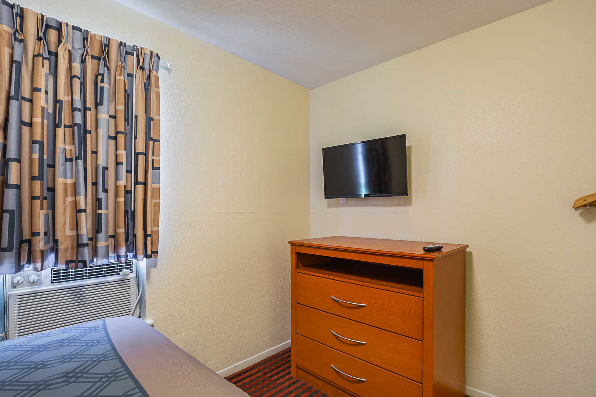 Econo Lodge Huntsville- University Area Quarto foto